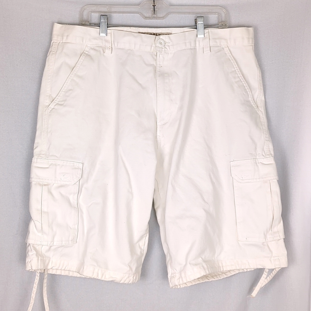 NOIZ Men's 42 Long Wide Leg White Cargo Shorts